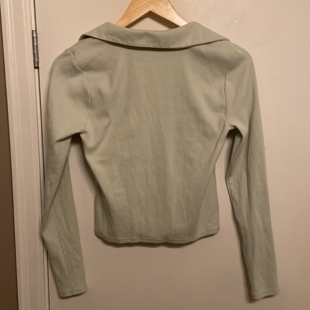 NWT - Abercrombie and fitch ribbed long sleeved top, size M - Picture 6 of 6